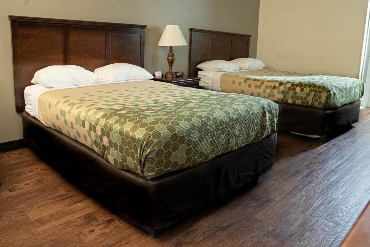 Econo Lodge Near Fort Gregg-Adams I-295 Хопуэлл Экстерьер фото